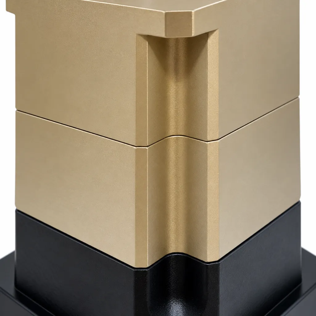 Champagne-Housing-Seam-and-Corner-Detail--14755993.webp