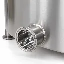 Clarifying tank sanitary outlet close-up-2.webp